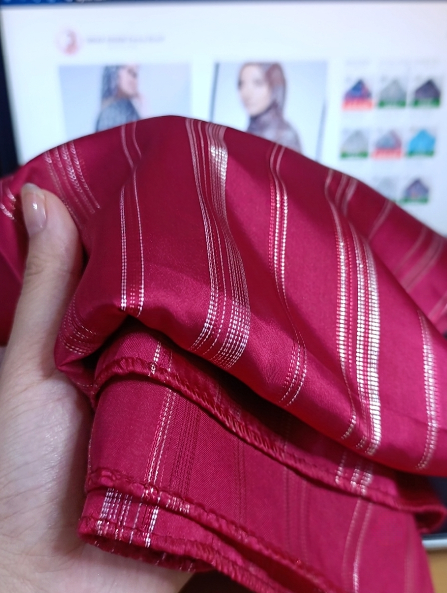 Premium Gold Striped Silk Scarf / Stole – Elegant Shiny Finish